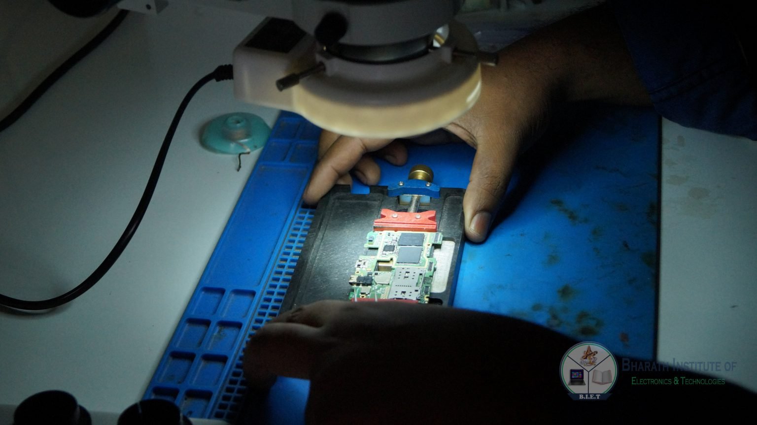 Android Software Servicing Course